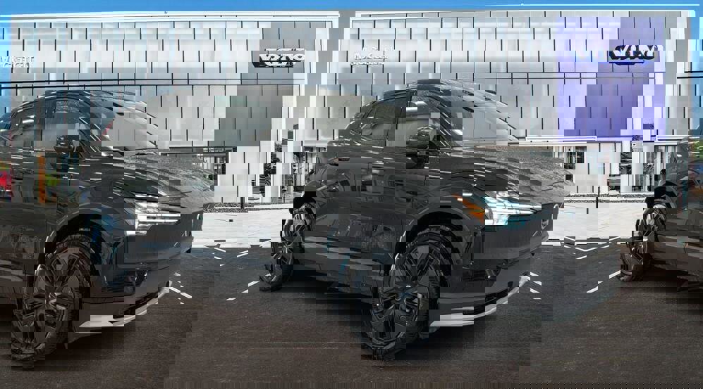 New 2026 Volvo EX30 Cross Country Ultra w/ Protection Package Premier