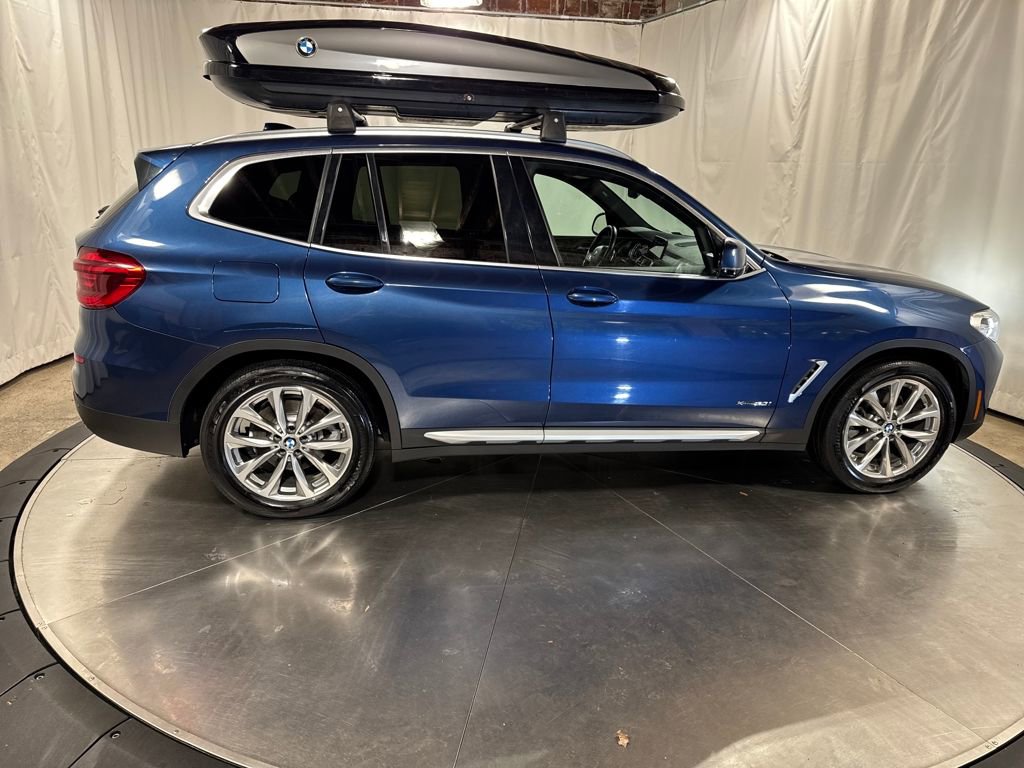 Used 2018 BMW X3 xDrive30i image 9