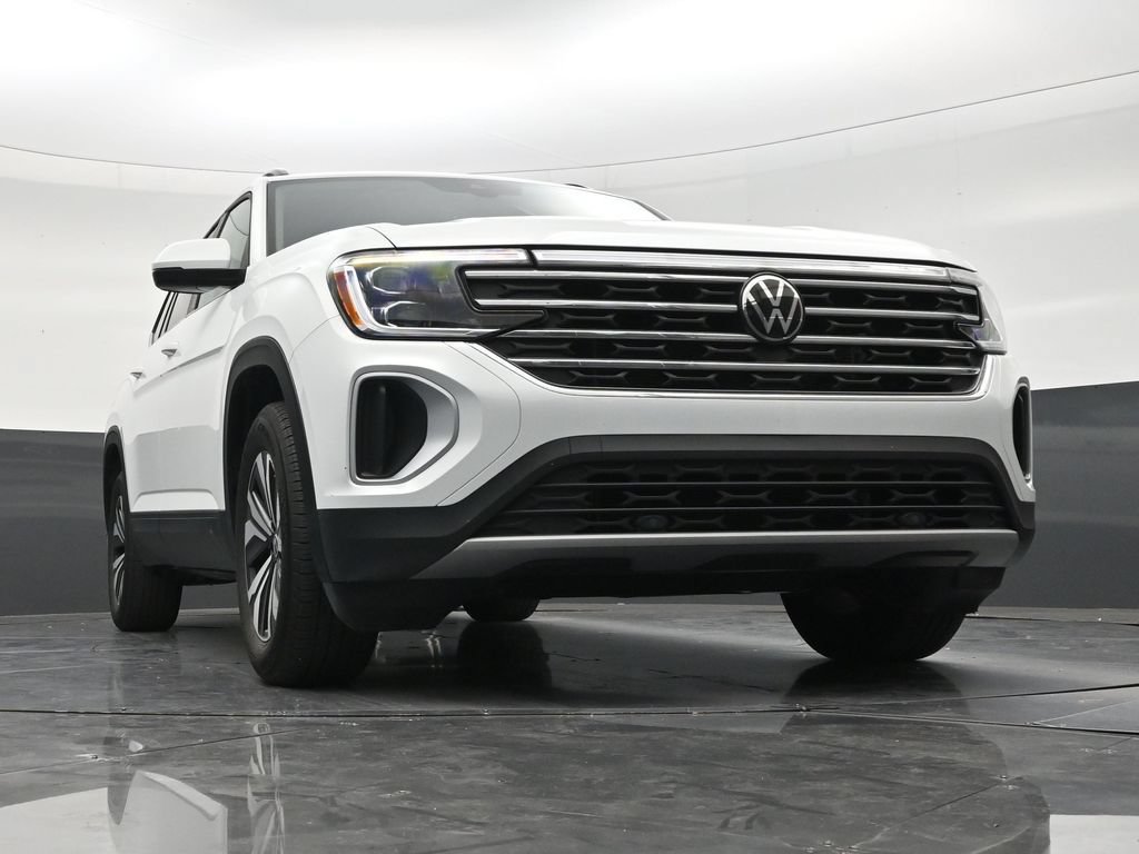 Used 2025 Volkswagen Atlas SE FWD image 26