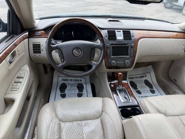 Used 2011 Cadillac DTS Premium FWD image 6