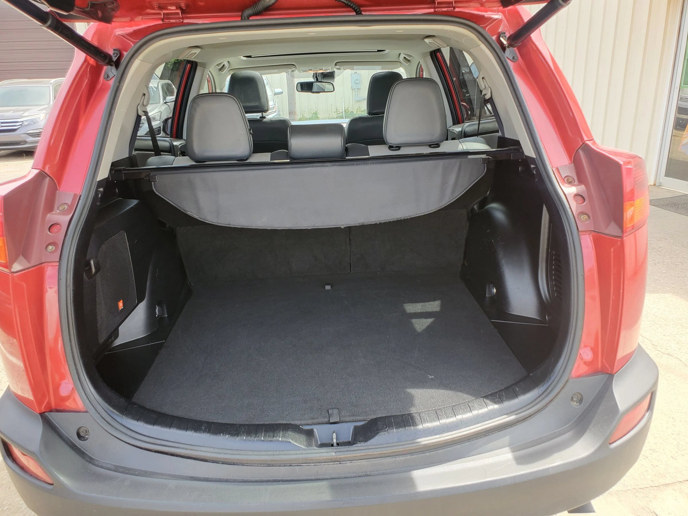 Used 2015 Toyota RAV4 Limited w/ Technology Package FWD image 52