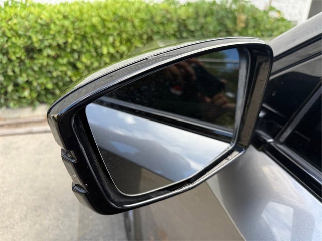 Used 2023 Acura MDX A-Spec image 33