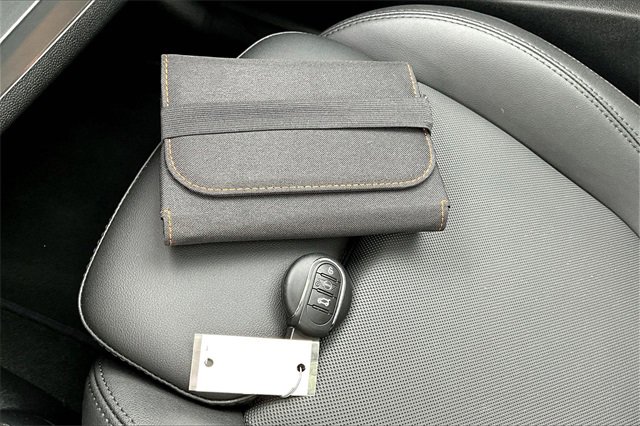 Used 2024 MINI Cooper SE image 10