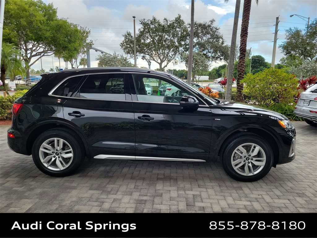 Certified 2023 Audi Q5 2.0T Premium w/ Convenience Package image 9