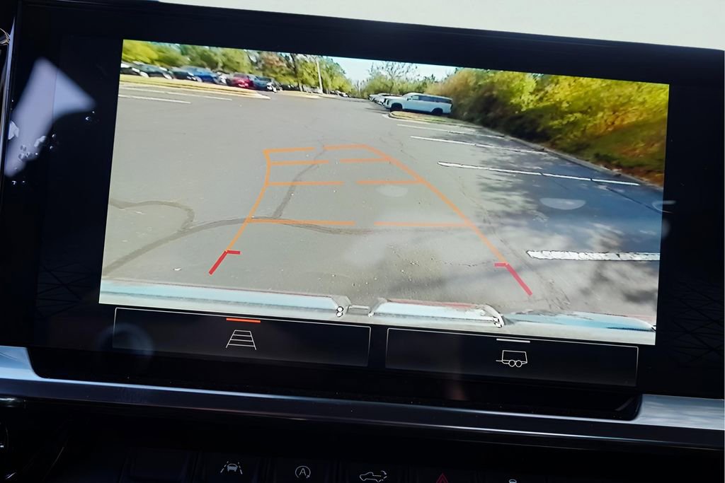 New 2026 GMC Sierra 1500 Elevation image 13