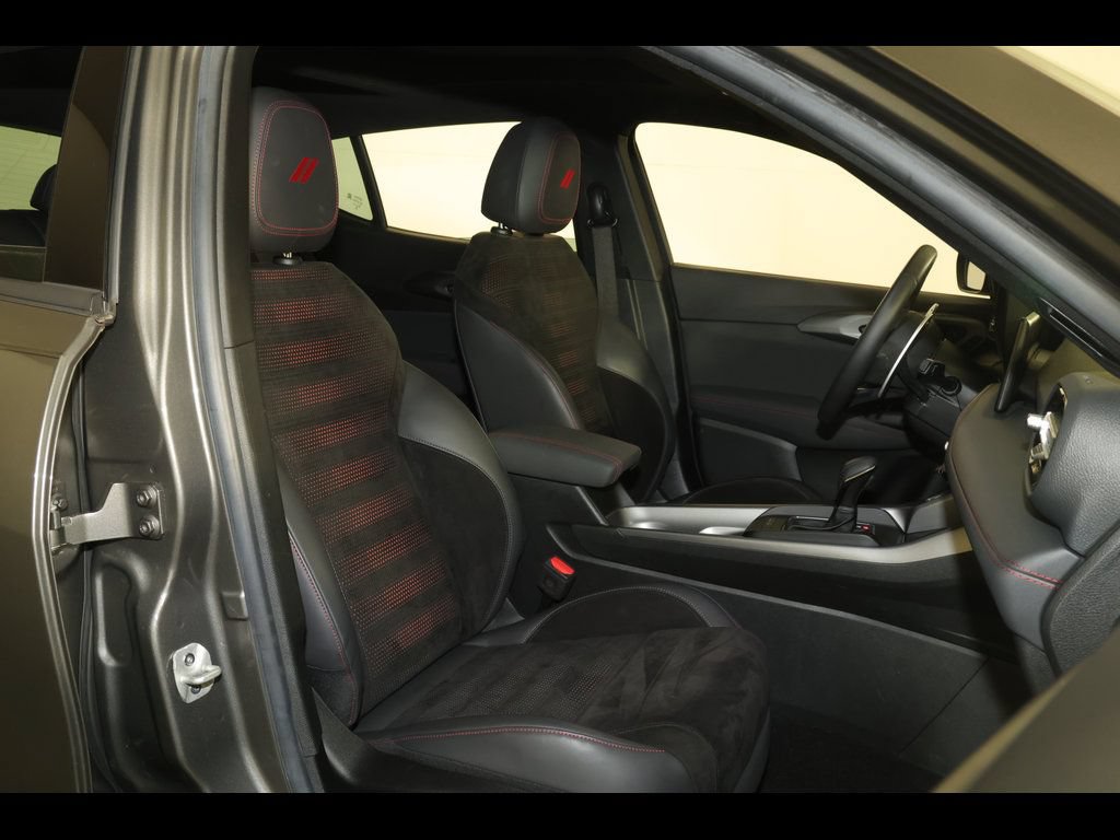 Used 2024 Dodge Hornet R/T Plus w/ Track Pack AWD/4WD image 32