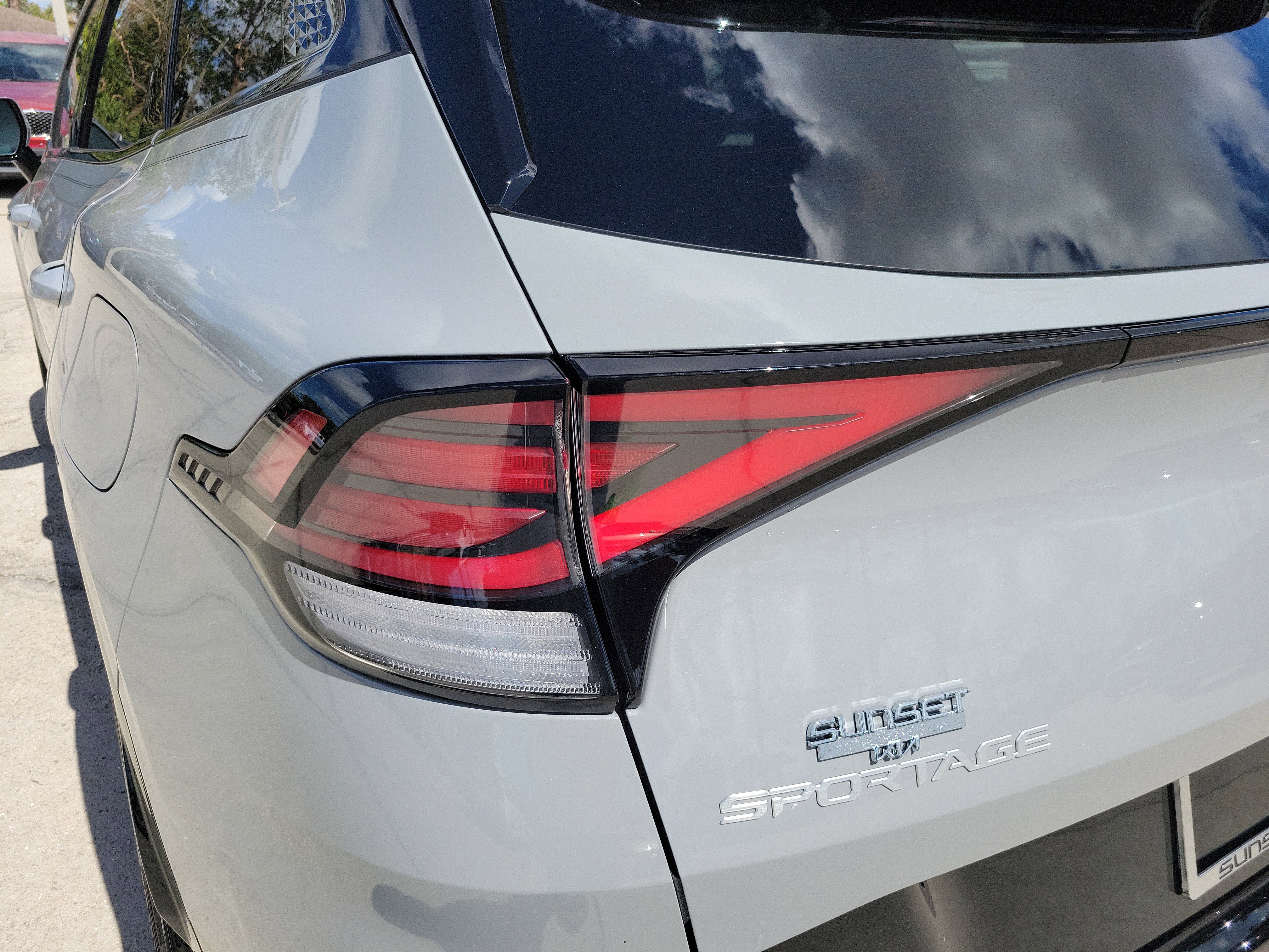 Certified 2023 Kia Sportage SX image 10