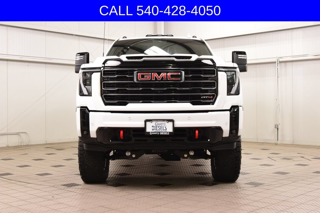 Used 2025 GMC Sierra 2500 AT4 w/ AT4 Premium Plus Package AWD/4WD image 2