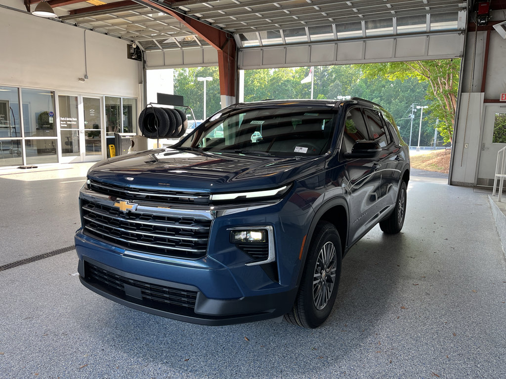 New 2026 Chevrolet Traverse LT FWD image 4