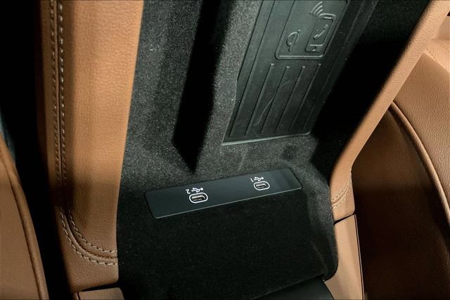 Certified 2025 Audi A6 Premium Plus w/ Premium Plus Package image 33