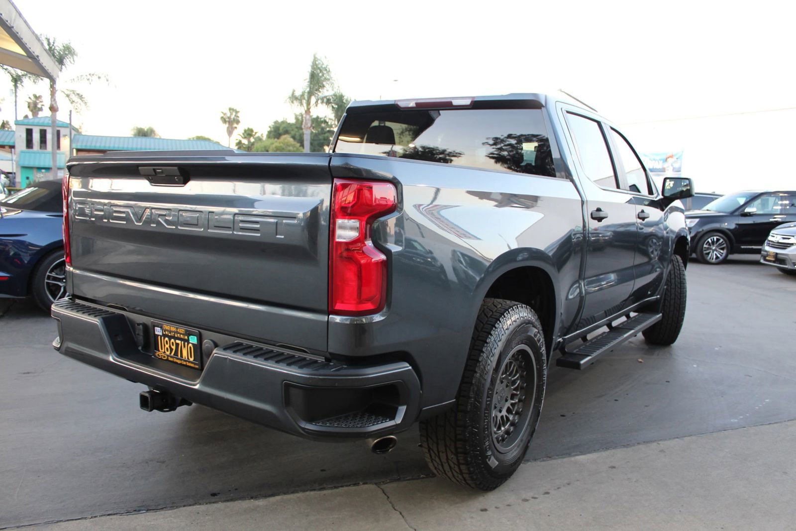 Used 2020 Chevrolet Silverado 1500 Custom w/ Custom Value Package image 5