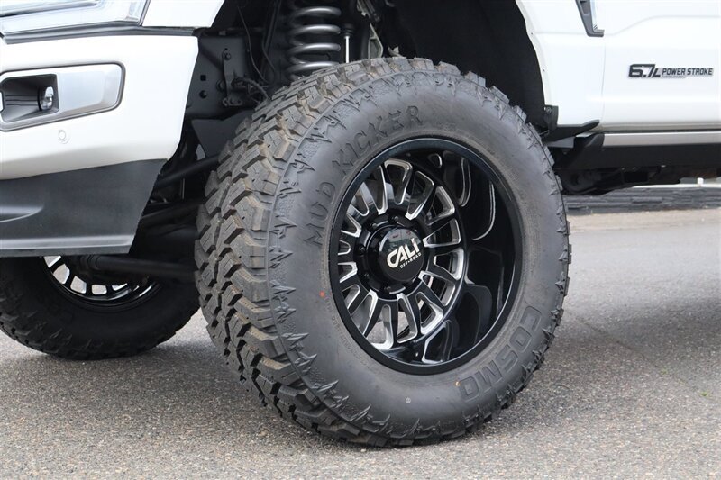 Used 2023 Ford F350 Platinum AWD/4WD image 12