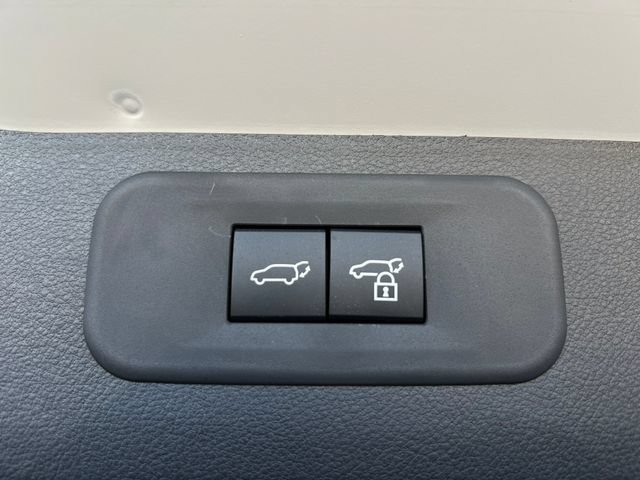 New 2026 Lexus TX 500h AWD image 25