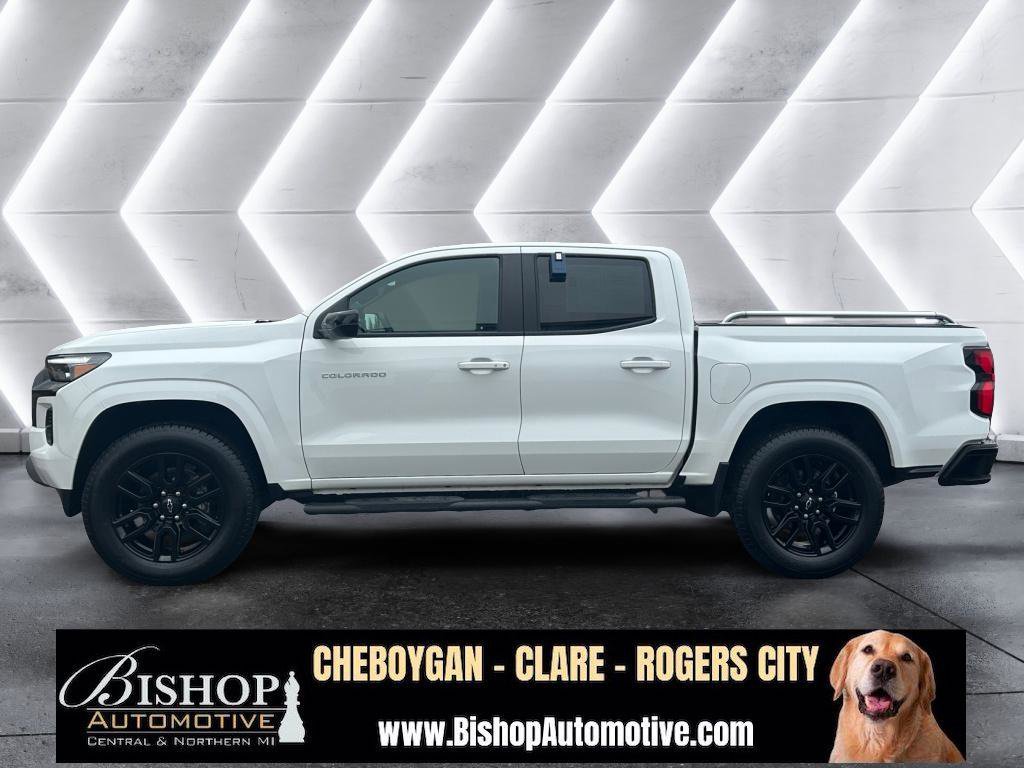 Used 2024 Chevrolet Colorado Z71 w/ Z71 Convenience Package 2 image 16