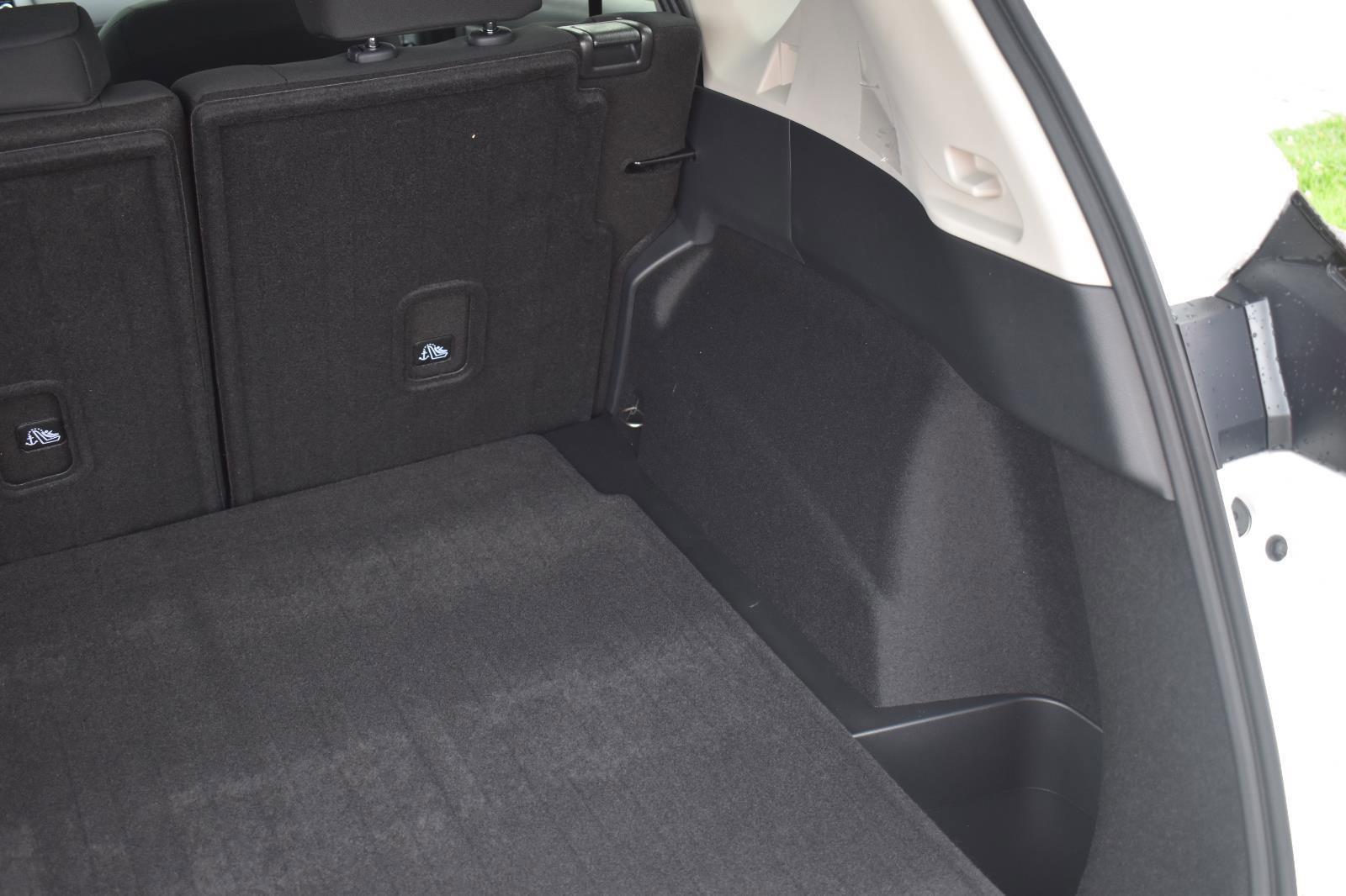 Used 2026 Nissan Rogue S FWD image 48