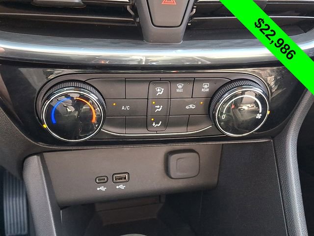 Used 2024 Buick Encore GX Sport Touring image 16