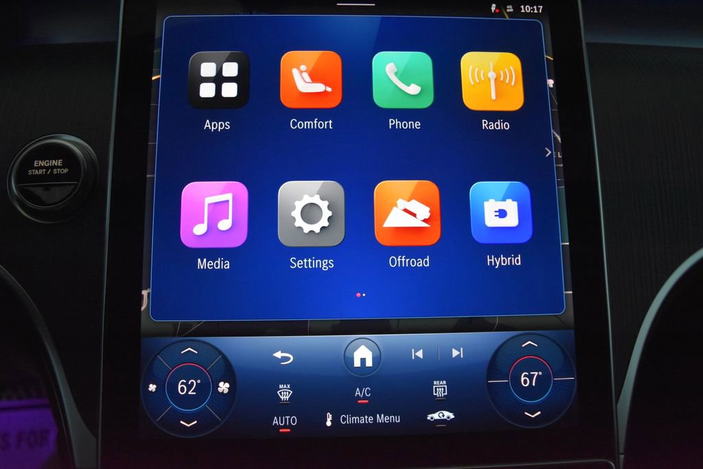 Certified 2025 Mercedes-Benz GLC 350e 4MATIC image 10