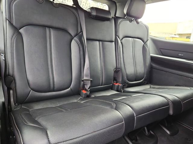 Used 2024 Jeep Wagoneer Series II w/ Flexible Seating Group image 19