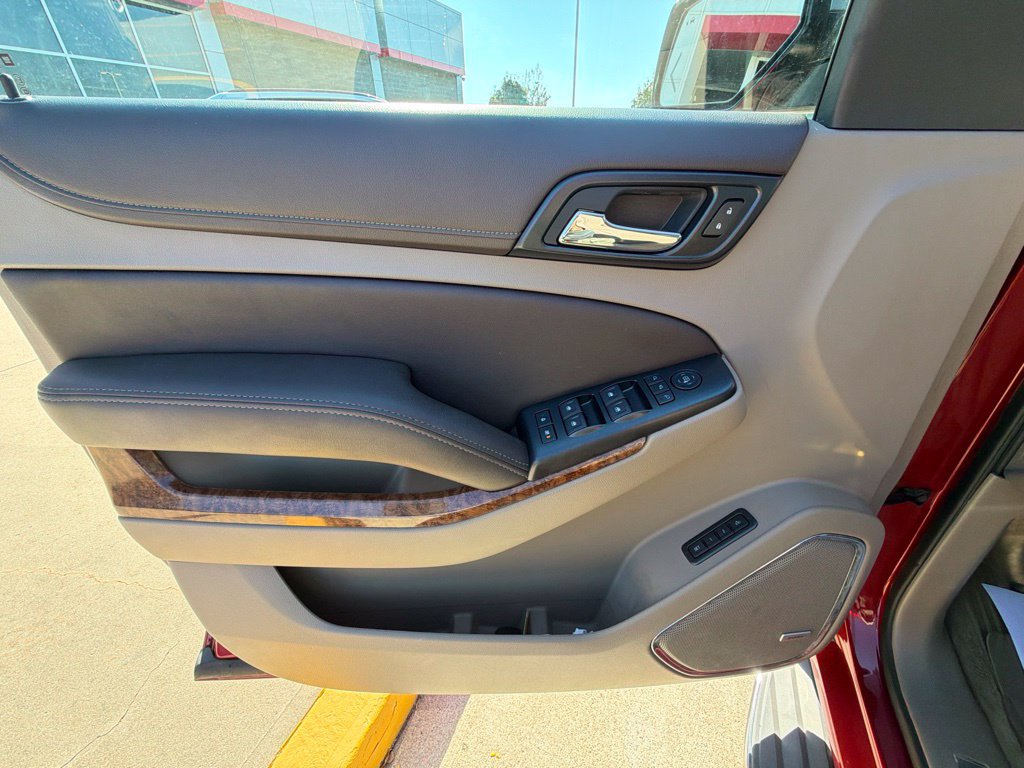 Used 2015 Chevrolet Tahoe LTZ AWD/4WD image 12