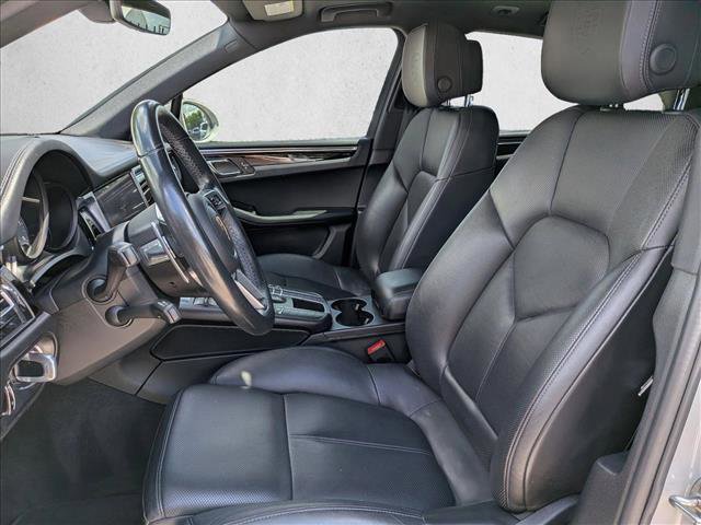 Used 2019 Porsche Macan S image 11