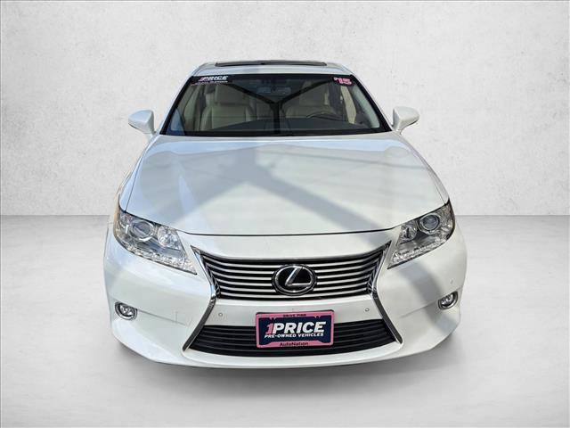 Used 2015 Lexus ES 350 w/ Luxury Package FWD image 2