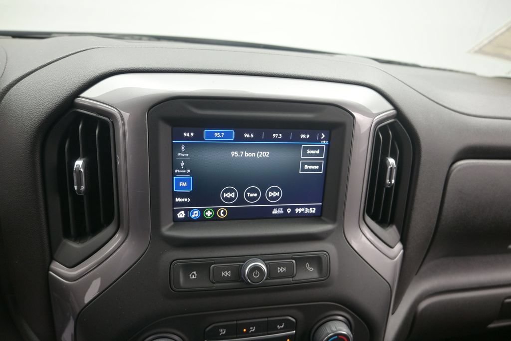 Used 2022 Chevrolet Silverado 1500 Custom w/ Safety Confidence Package RWD image 13