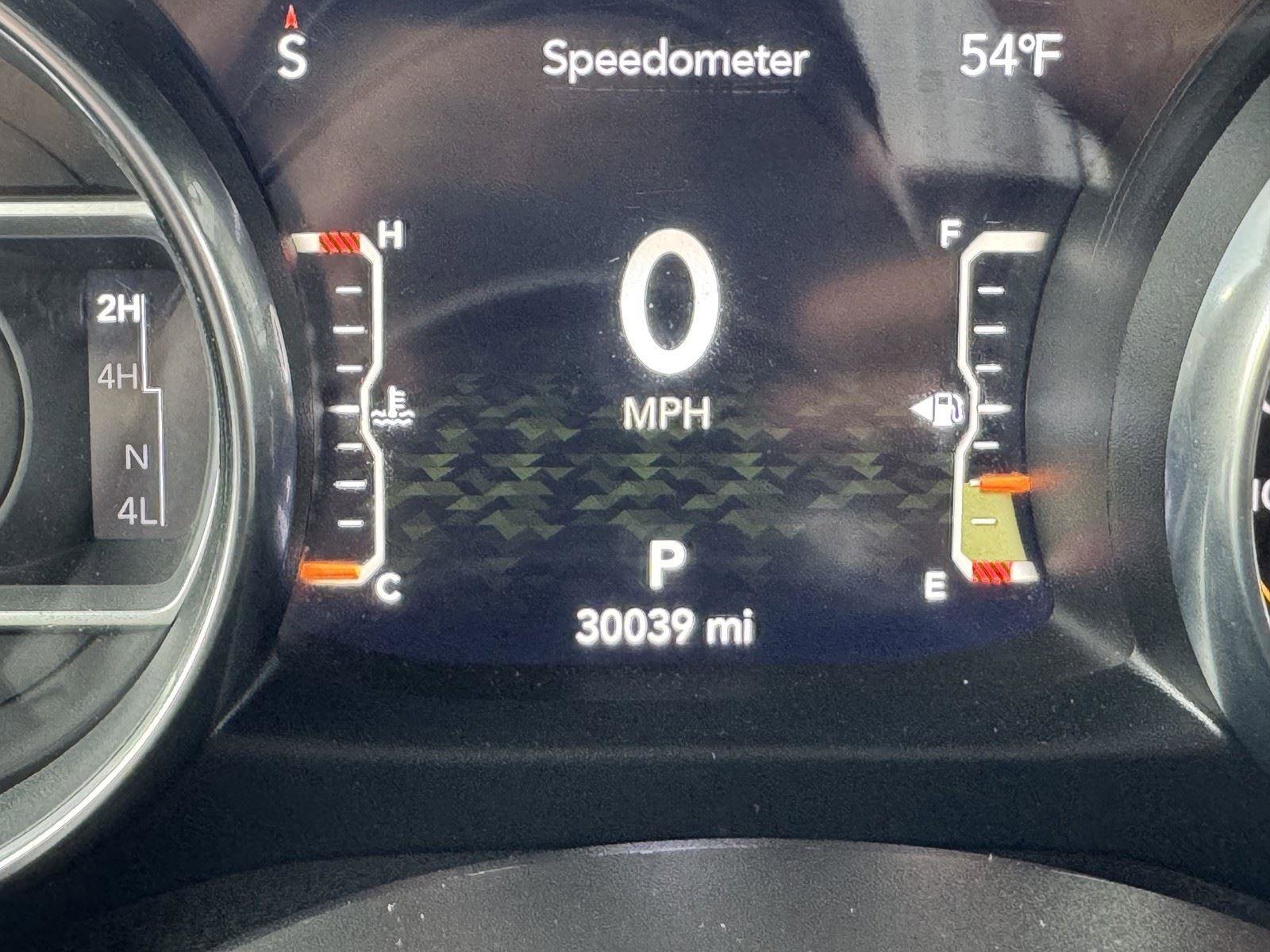 Used 2023 Jeep Gladiator Willys image 11