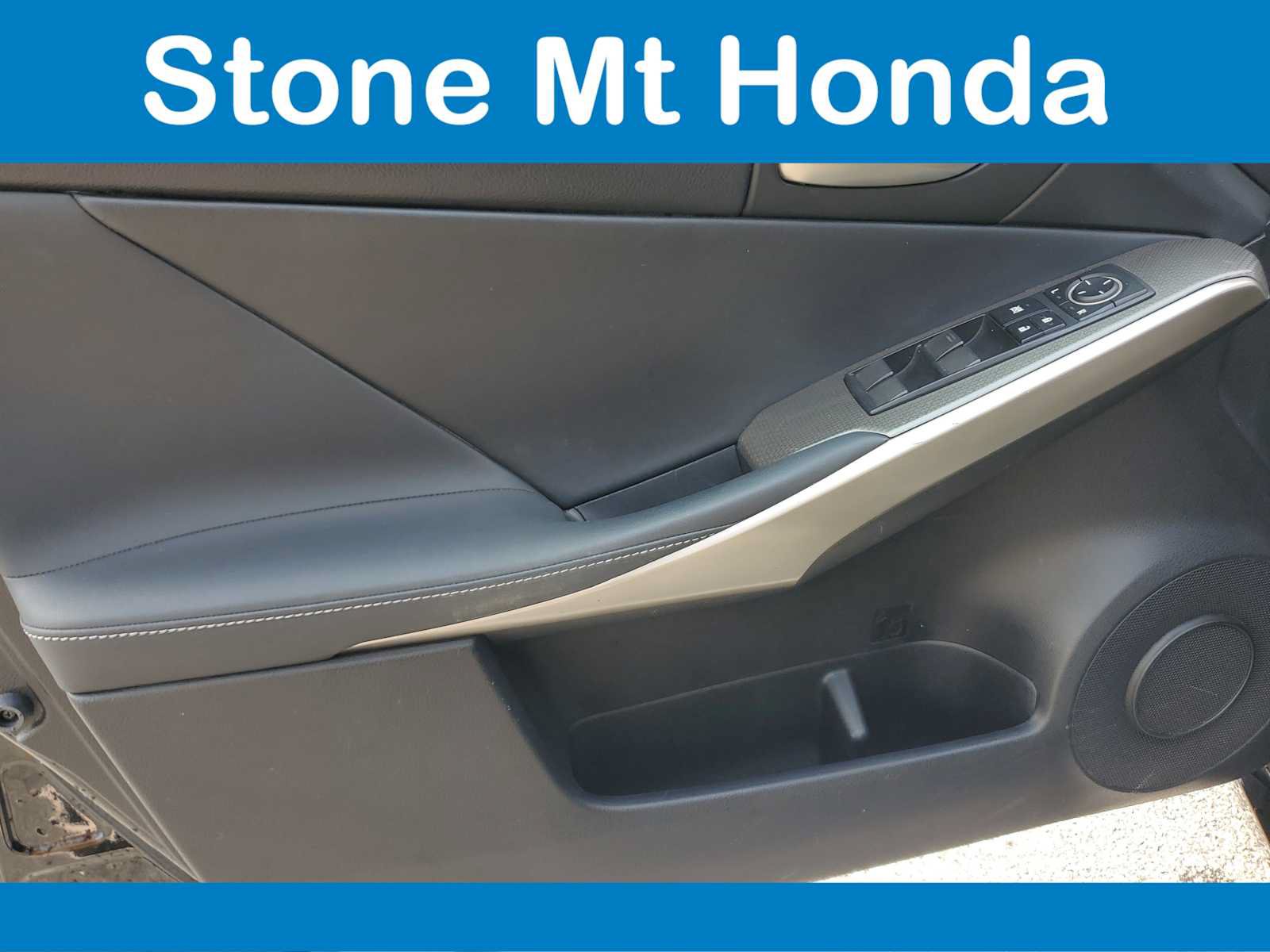 Used 2017 Lexus IS 200t F Sport w/ F Sport Package RWD image 19