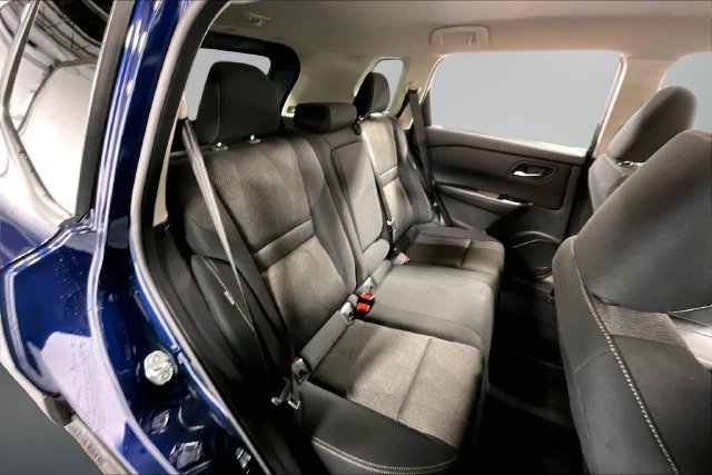 Used 2025 Nissan Rogue SV AWD/4WD image 22