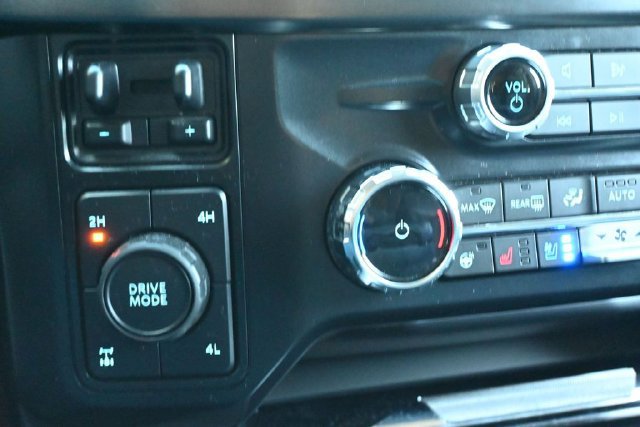 Used 2024 Ford F250 Lariat w/ Lariat Ultimate Package AWD/4WD image 18