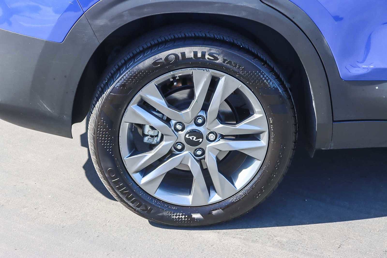 Used 2023 Kia Seltos LX image 9