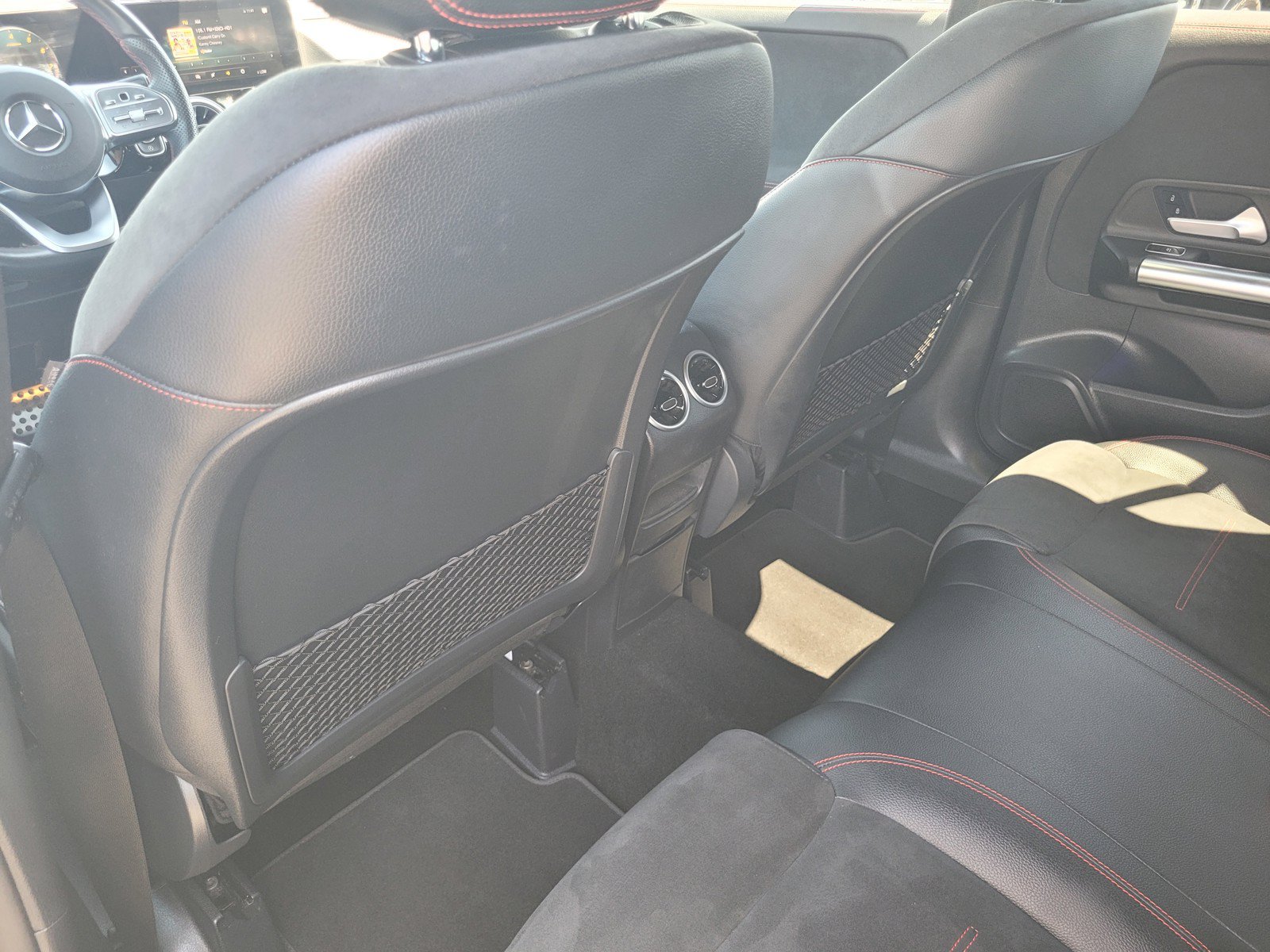 Used 2023 Mercedes-Benz GLA 250 4MATIC image 10