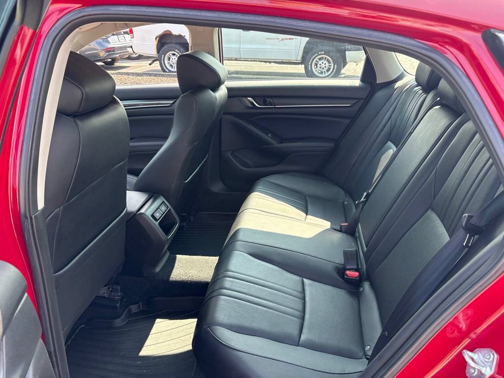 Used 2021 Honda Accord Sport Special Edition image 13