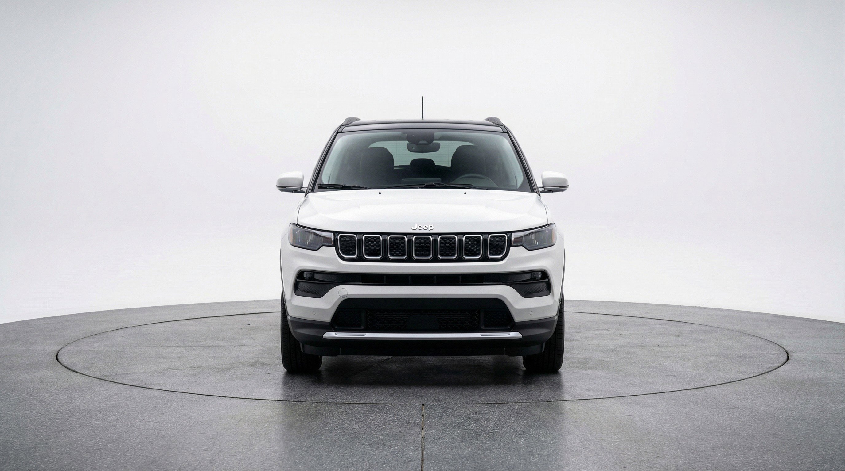 Used 2025 Jeep Compass Limited AWD/4WD image 2
