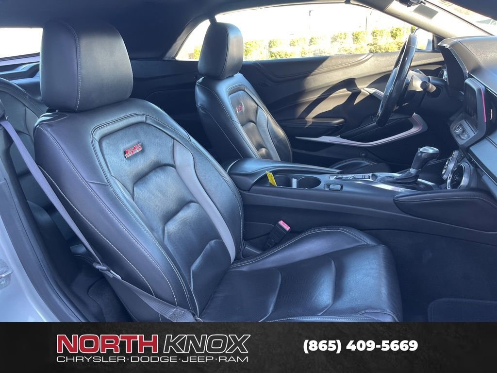 Used 2019 Chevrolet Camaro SS image 20