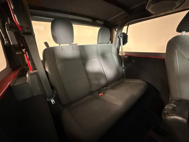Used 2018 Jeep Wrangler Sport AWD/4WD image 31