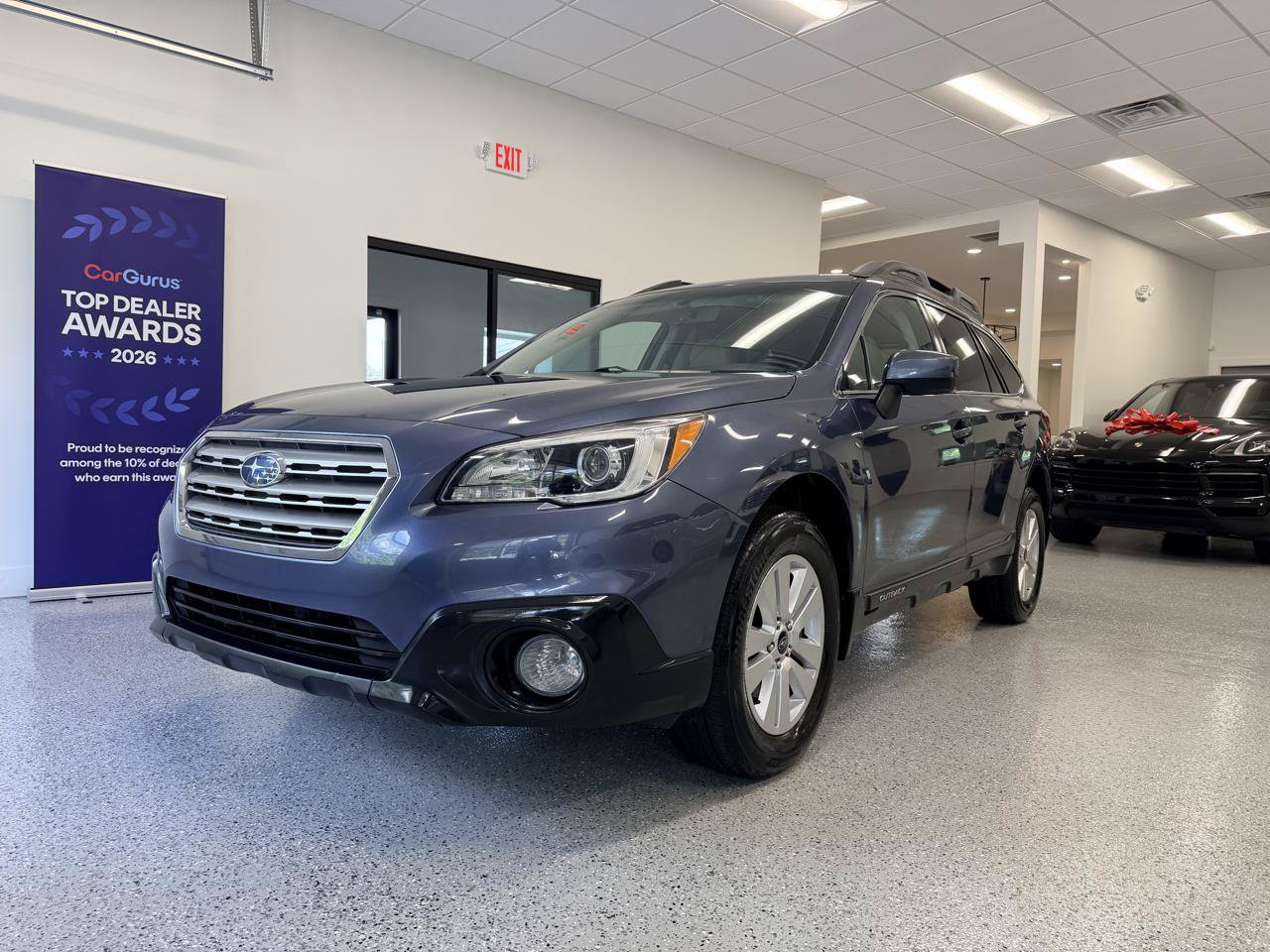 Used 2017 Subaru Outback 2.5i Premium AWD/4WD image 4