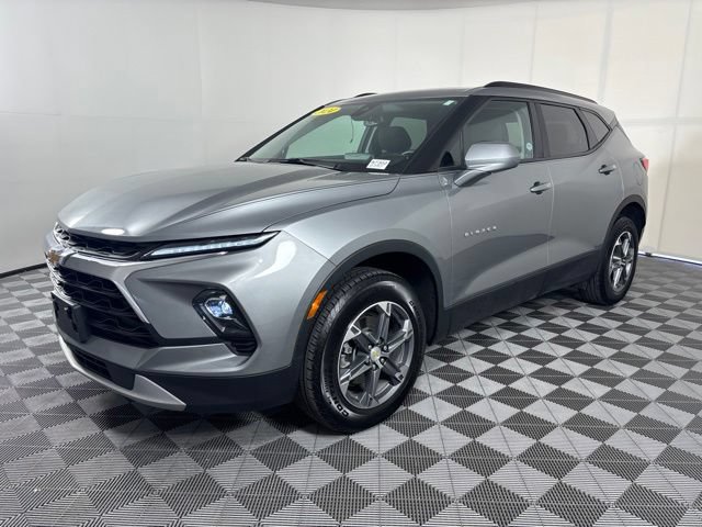 Used 2024 Chevrolet Blazer LT w/ Convenience Package FWD image 28