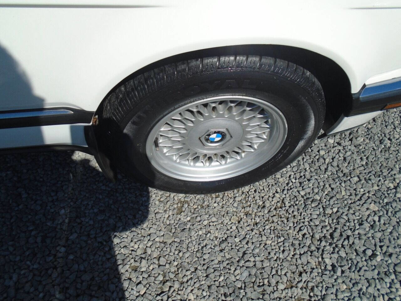 Used 1994 BMW 740i RWD image 11