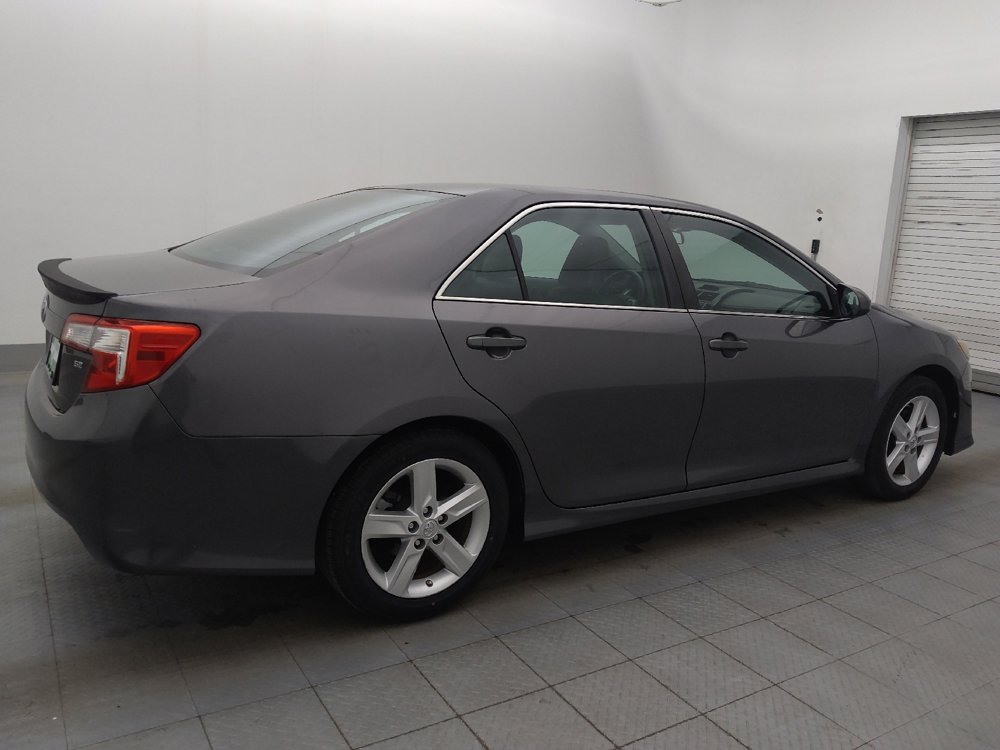 Used 2014 Toyota Camry SE image 10