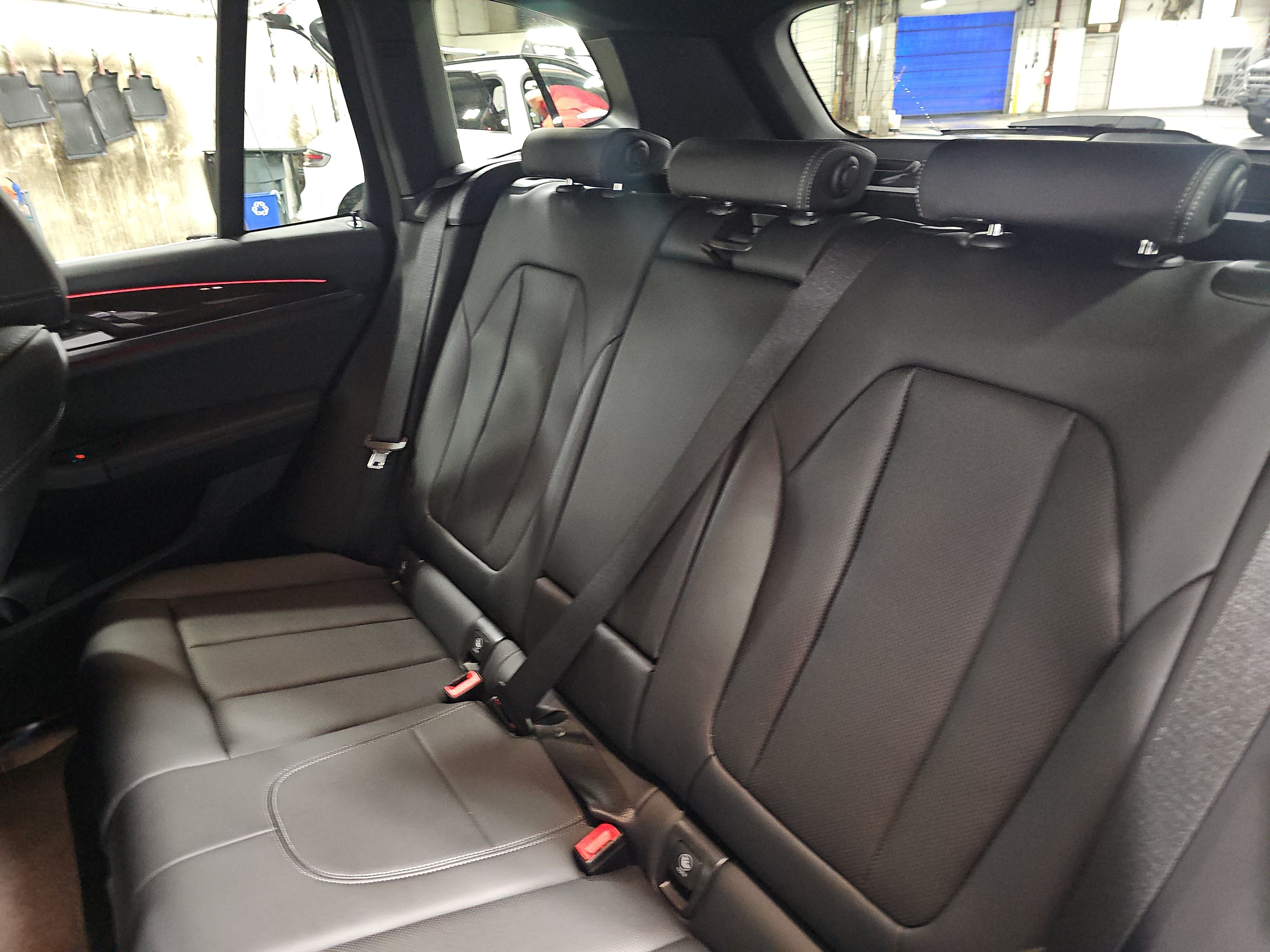Certified 2024 BMW X3 xDrive30i w/ Premium Package AWD/4WD image 15