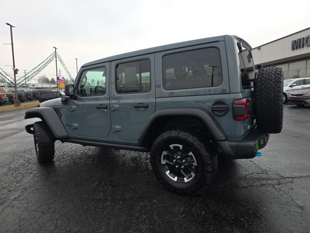 Used 2024 Jeep Wrangler Unlimited Rubicon 4xe w/ Capability Package image 4