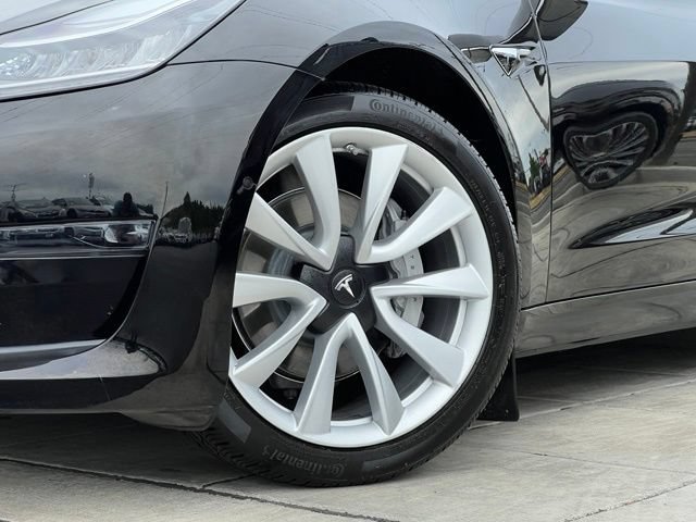 Used 2020 Tesla Model 3 RWD image 2
