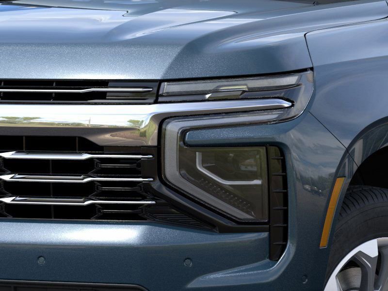 New 2026 Chevrolet Suburban LT image 11