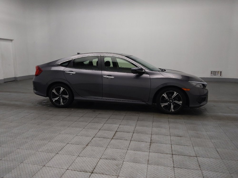 Used 2018 Honda Civic Touring image 11