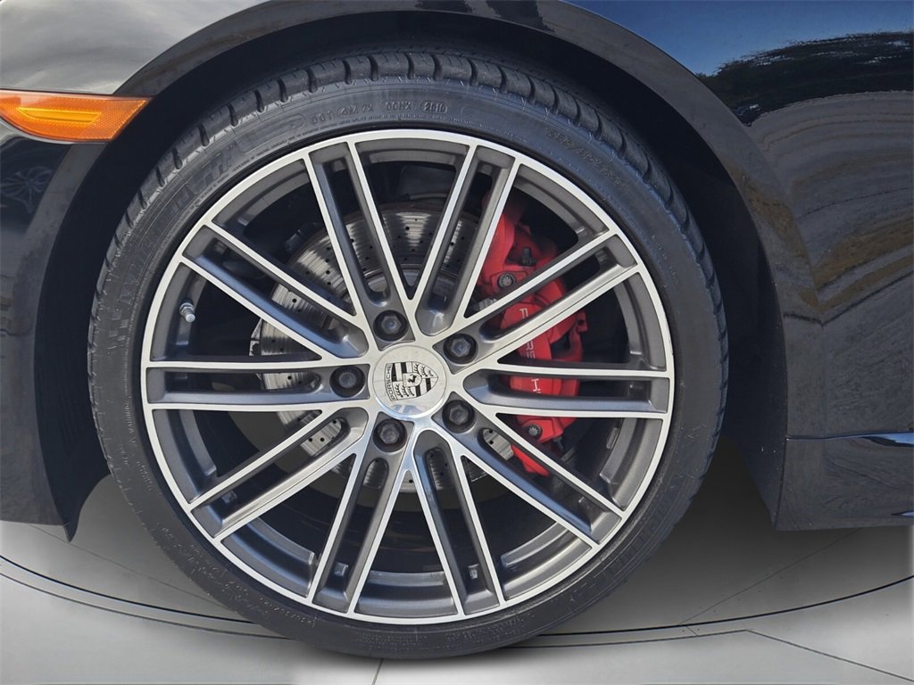 Used 2018 Porsche 718 Cayman S image 9