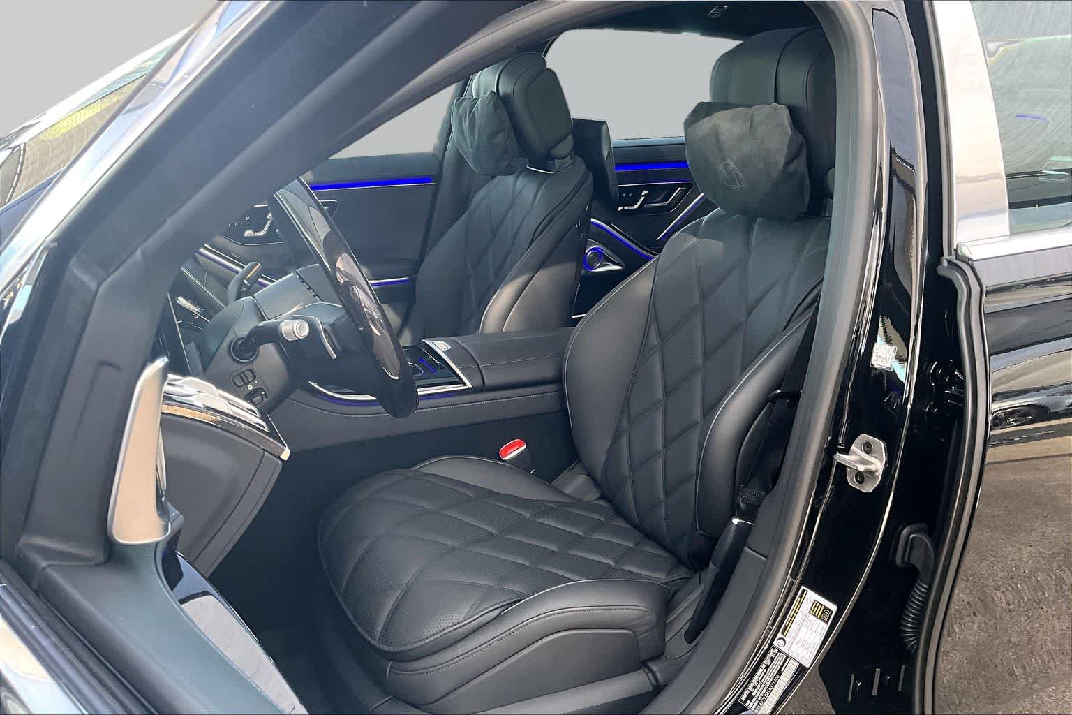 New 2026 Mercedes-Benz Maybach S 680 4MATIC image 17