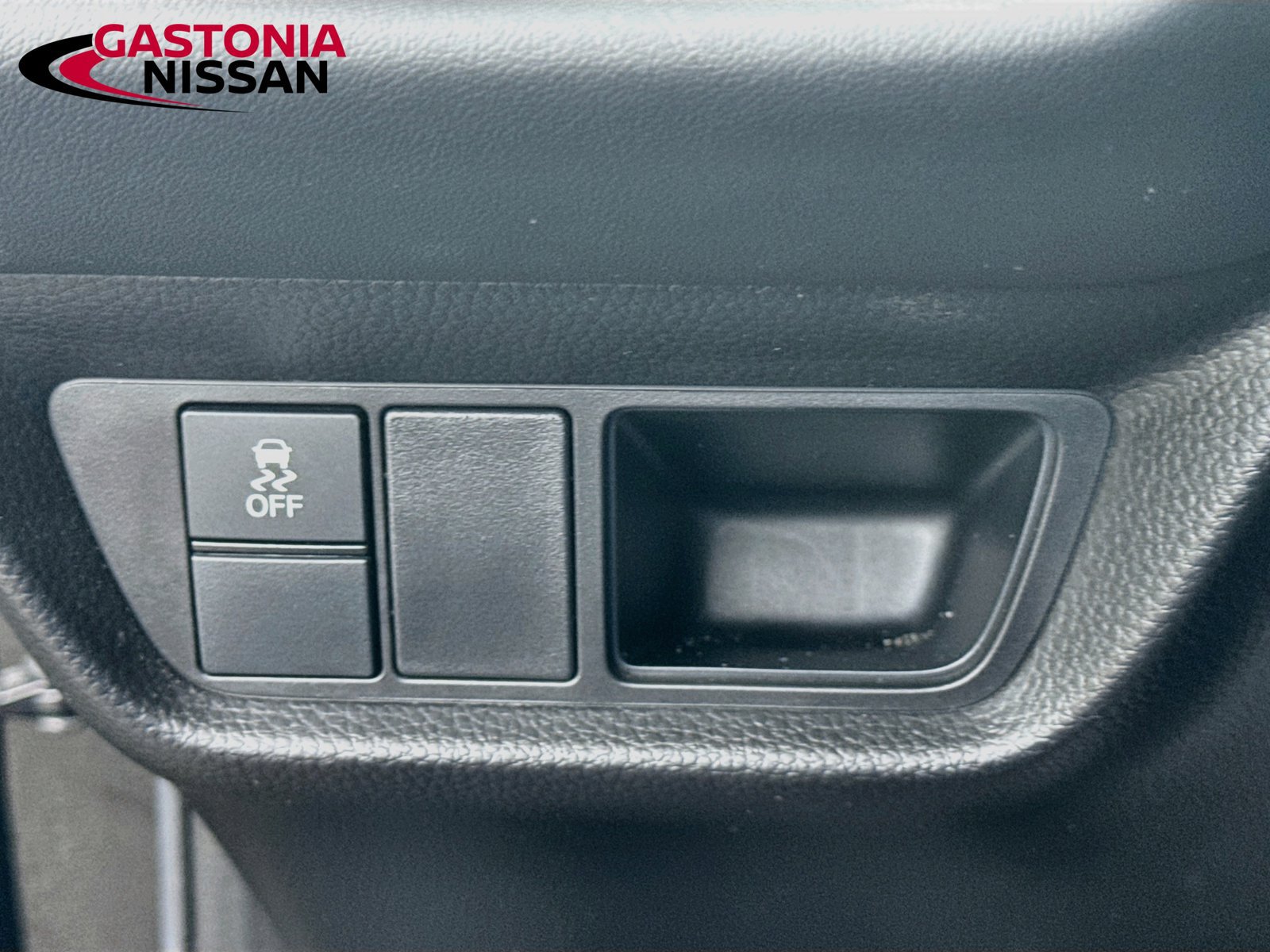 Used 2025 Honda HR-V Sport image 11