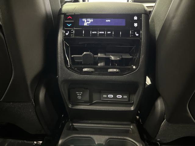 New 2026 Jeep Grand Cherokee L Limited w/ Luxury Tech Group II image 34