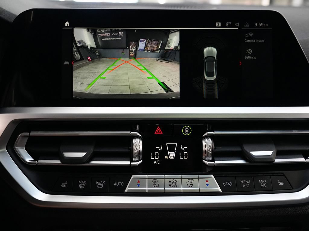 Used 2022 BMW M4 Competition w/ Executive Package RWD image 16